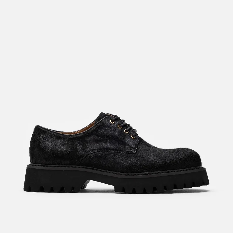 Comfortable Travel Shoes Ms. Luca Black Horse Lug Derby