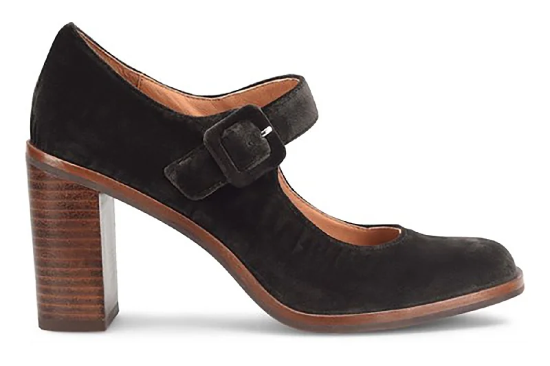 Non-Slip Shoes Offers Shauna