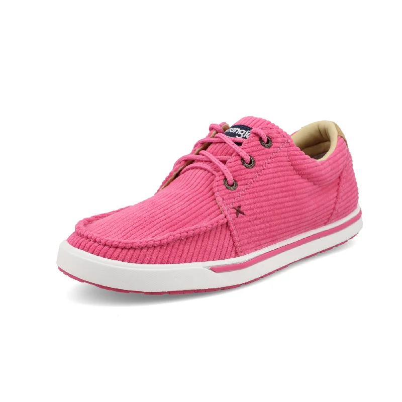 Casual Chic Footwear Offers Women's Wrangler x Twisted X Kicks