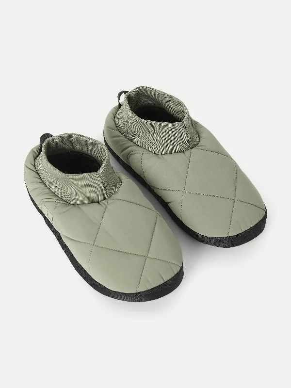 Premium Footwear Sale The Skyline Slippers in Vetiver Green