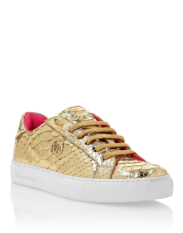 Comfortable Motion Flexible Shoes Python Lo-Top Sneakers Gold