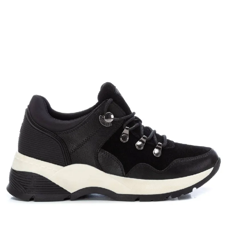 Slip-Resistant Shoes Discount Women's Casual Sneakers By XTI