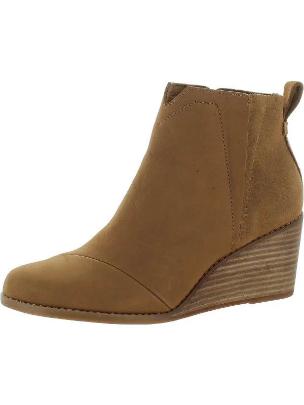 Casual Chic Footwear Offers Clare Womens Leather Ankle Wedge Boots